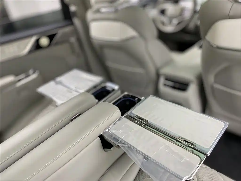 Volvo Volvo EM90 2025 Ultra Six-Seat 2025 - thumbnail 25
