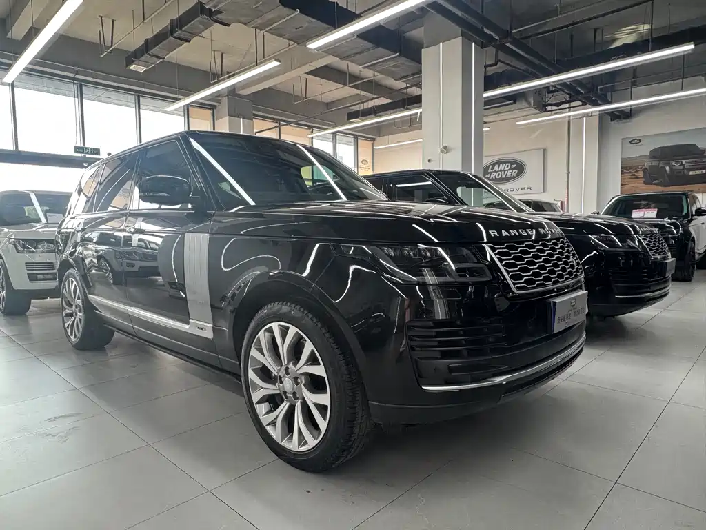 Land Rover Range Rover 2021 3.0 L6 Autobiography Long Wheelbase Classic Edition 2020 - thumbnail 2