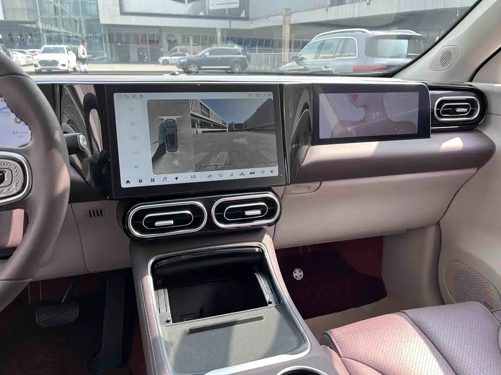 Leapmotor Leapmotor C11 2023 Extended Range 285 Comfort Edition 2023 - thumbnail 6