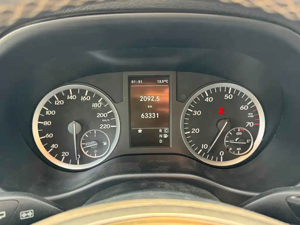 Mercedes-Benz Vito 2018 2.0T Business Edition China VI 2019 - thumbnail 10