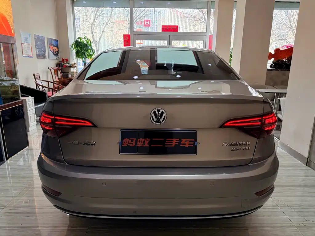 Volkswagen Volkswagen Sagitar 2020 280TSI DSG Comfort Model VI 2020 - thumbnail 6