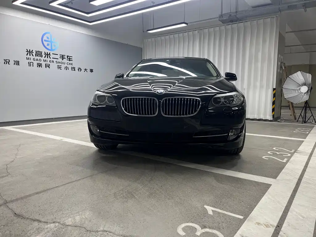 BMW BMW 5 Series 2012 530Li Leading Edition 2012