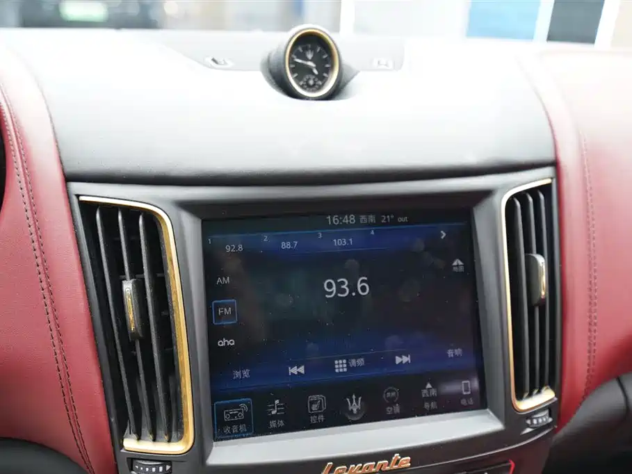 Maserati Maserati Levante 2016 3.0T Standard 2017 - thumbnail 8