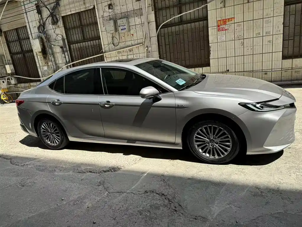 Toyota Toyota Camry 2024 Hybrid 2.0HGVP Luxury Edition 2025 - thumbnail 4