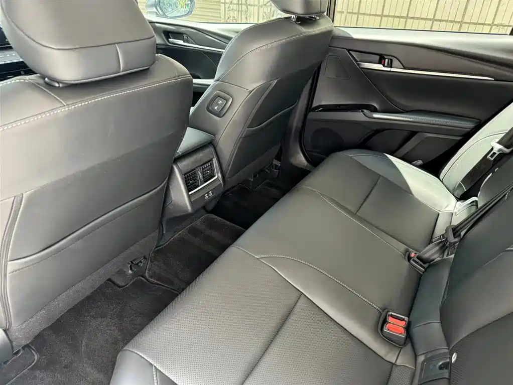 Toyota Toyota Camry 2024 Hybrid 2.0HGVP Luxury Edition 2025 - thumbnail 9
