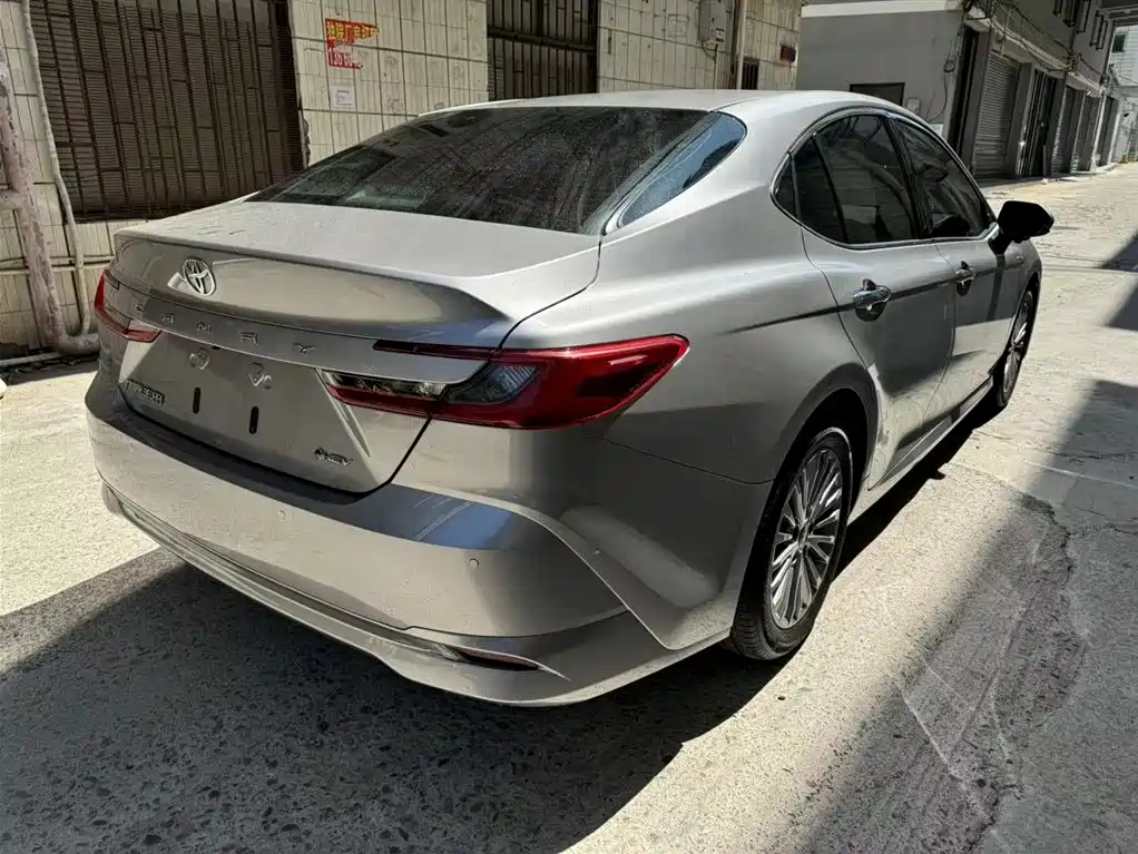 Toyota Toyota Camry 2024 Hybrid 2.0HGVP Luxury Edition 2025 - thumbnail 14