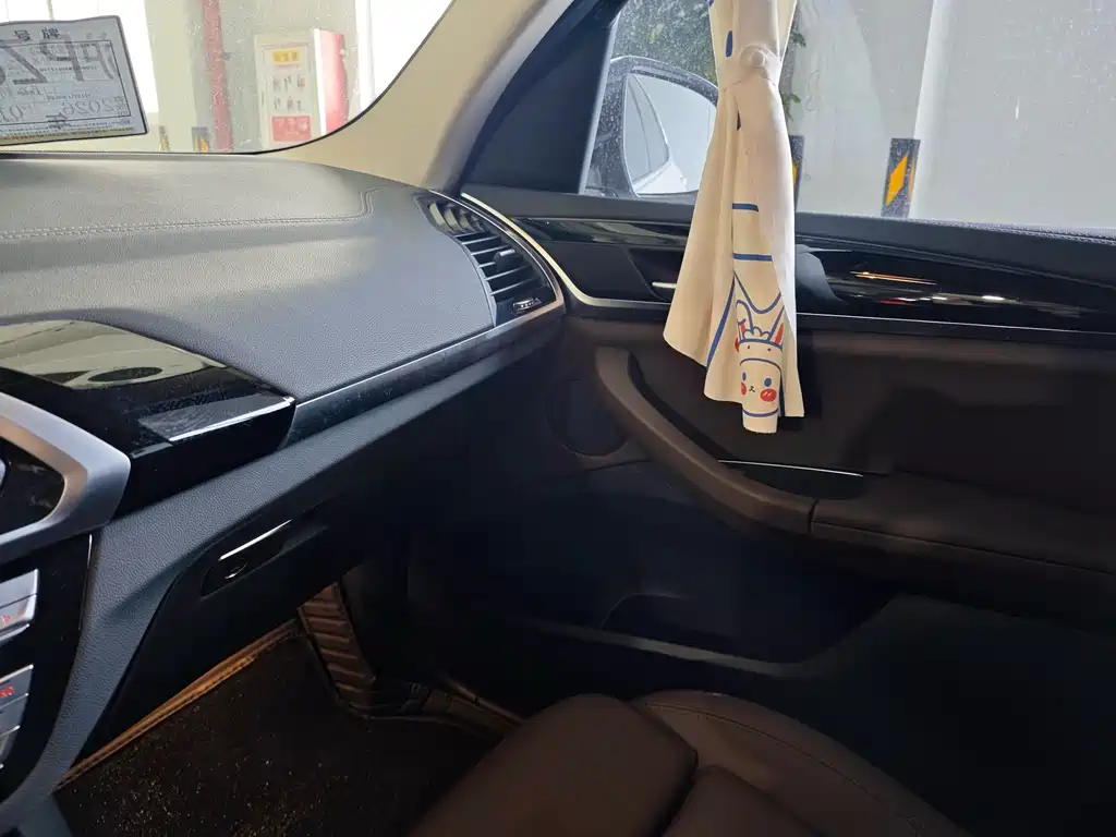 BMW BMW X3 2021 xDrive25i M Sport Package 2021 - thumbnail 15