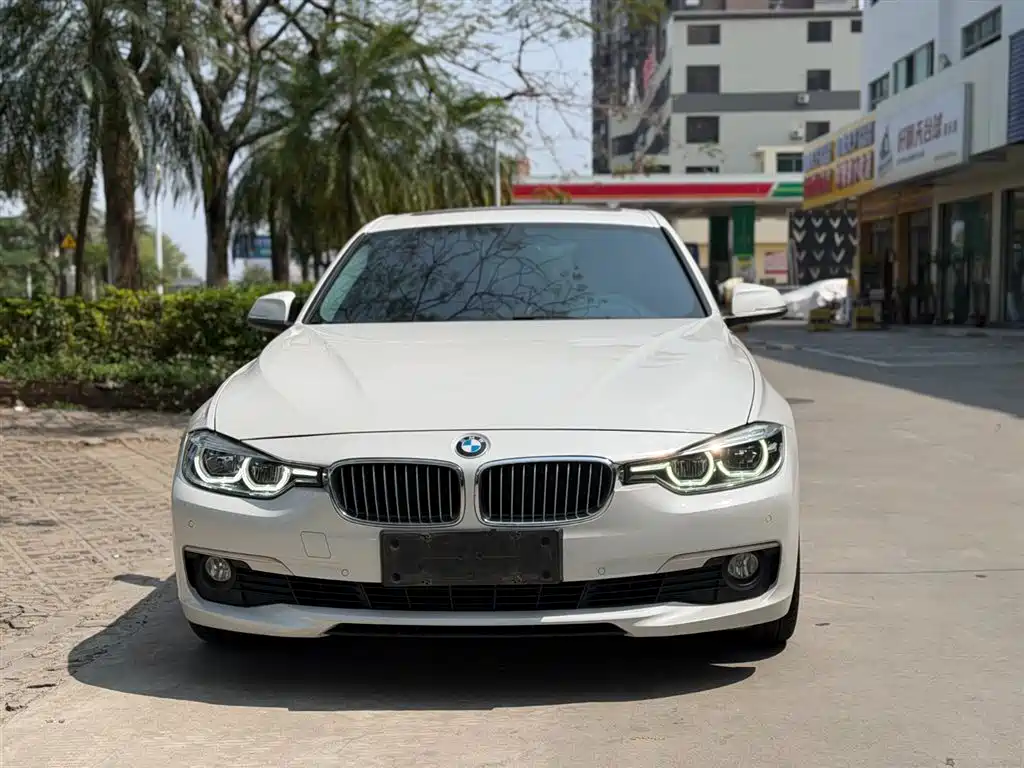 BMW BMW 3 Series 2018 320Li Fashion Edition 2018 - thumbnail 2