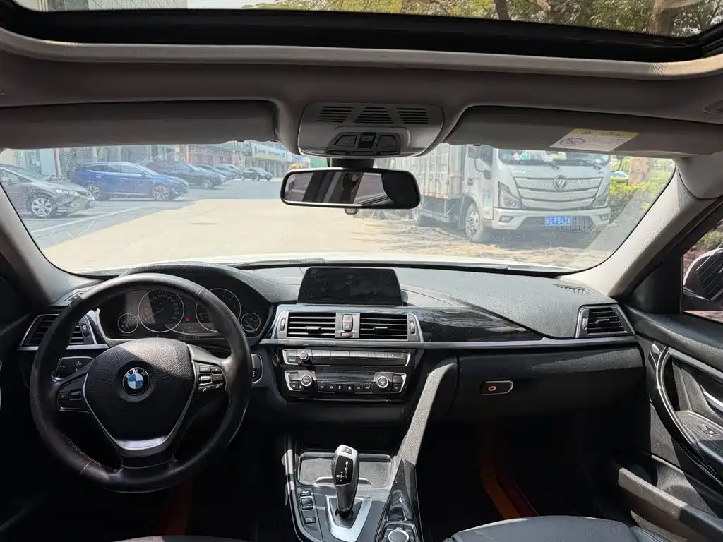 BMW BMW 3 Series 2018 320Li Fashion Edition 2018 - thumbnail 4