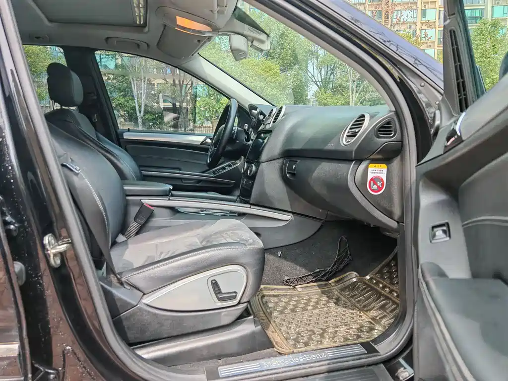 Mercedes-Benz Mercedes-Benz M-Class 2010 ML 300 4MATIC 2010 - thumbnail 7