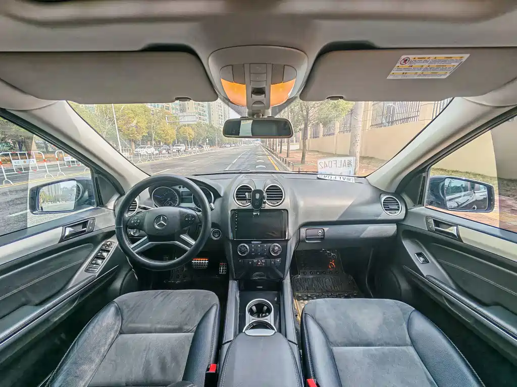 Mercedes-Benz Mercedes-Benz M-Class 2010 ML 300 4MATIC 2010 - thumbnail 10