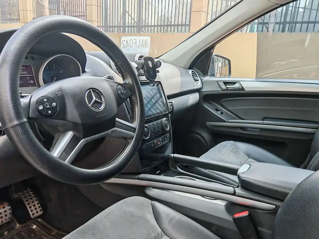 Mercedes-Benz Mercedes-Benz M-Class 2010 ML 300 4MATIC 2010 - thumbnail 13