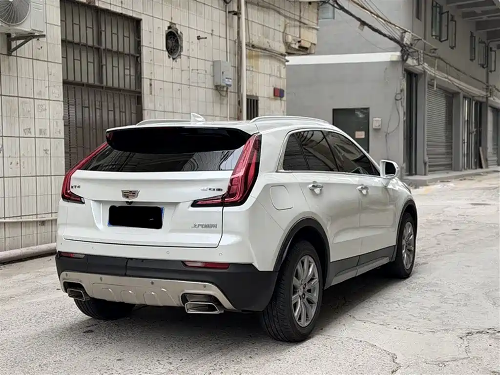 Cadillac Cadillac XT4 2020 Facelift 28T FWD Premium 2020 - thumbnail 13