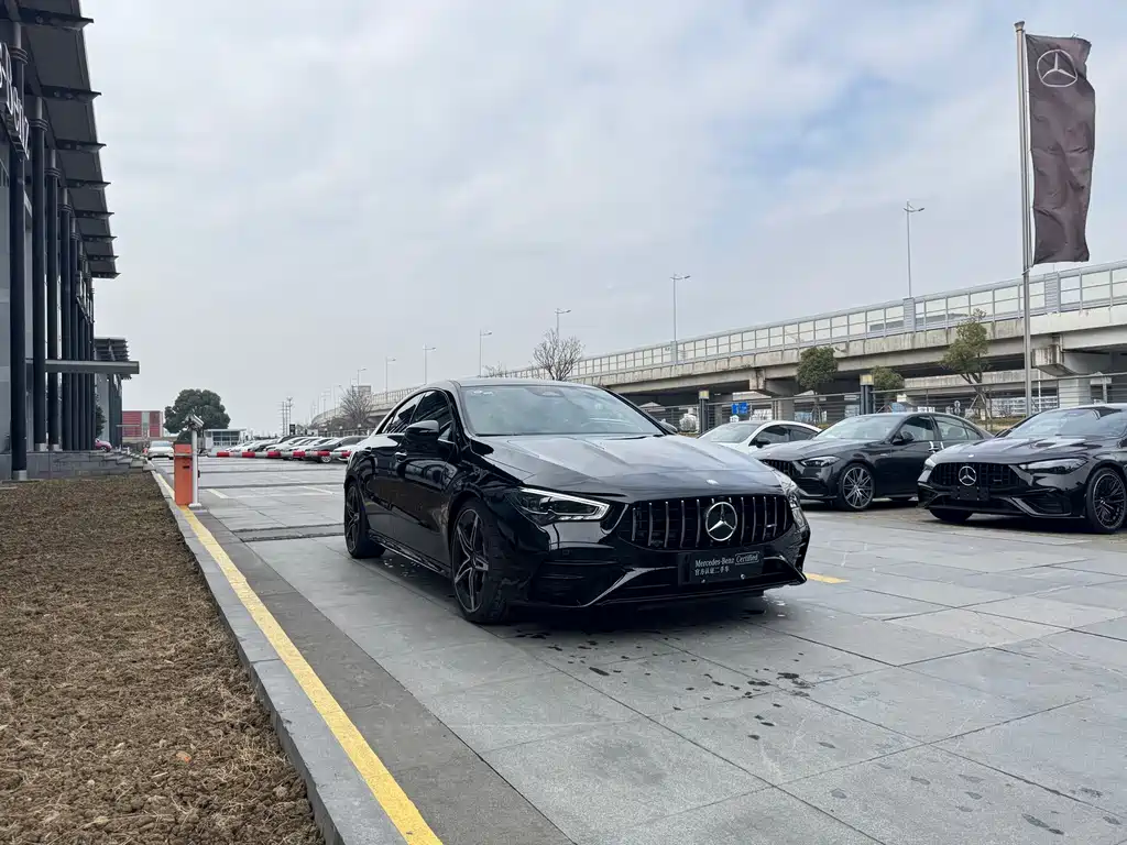 Mercedes-Benz Mercedes-Benz CLA AMG 2025 AMG CLA 35 4MATIC 2025 - thumbnail 4
