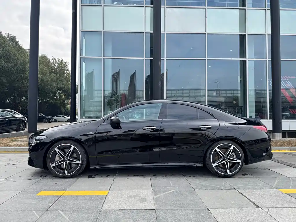 Mercedes-Benz Mercedes-Benz CLA AMG 2025 AMG CLA 35 4MATIC 2025 - thumbnail 5