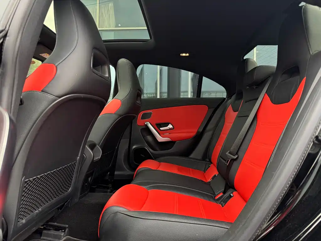Mercedes-Benz Mercedes-Benz CLA AMG 2025 AMG CLA 35 4MATIC 2025 - thumbnail 10