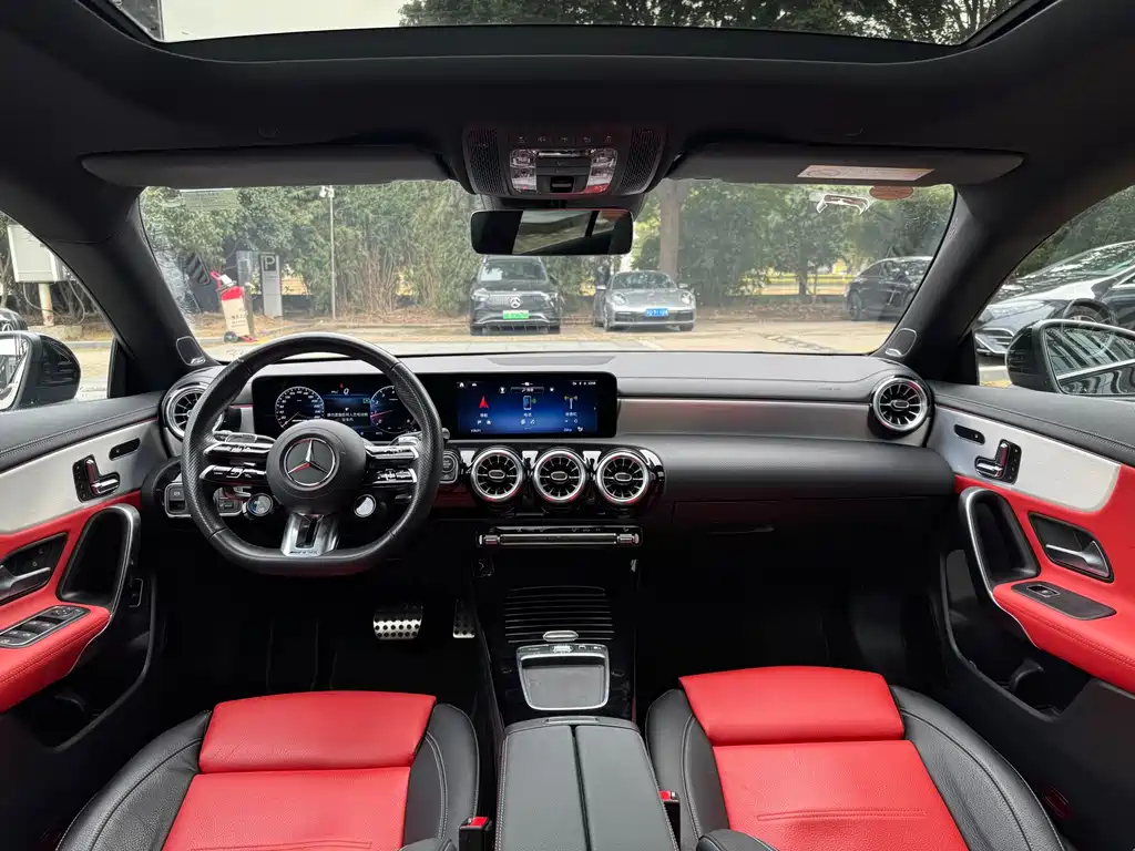 Mercedes-Benz Mercedes-Benz CLA AMG 2025 AMG CLA 35 4MATIC 2025 - thumbnail 11