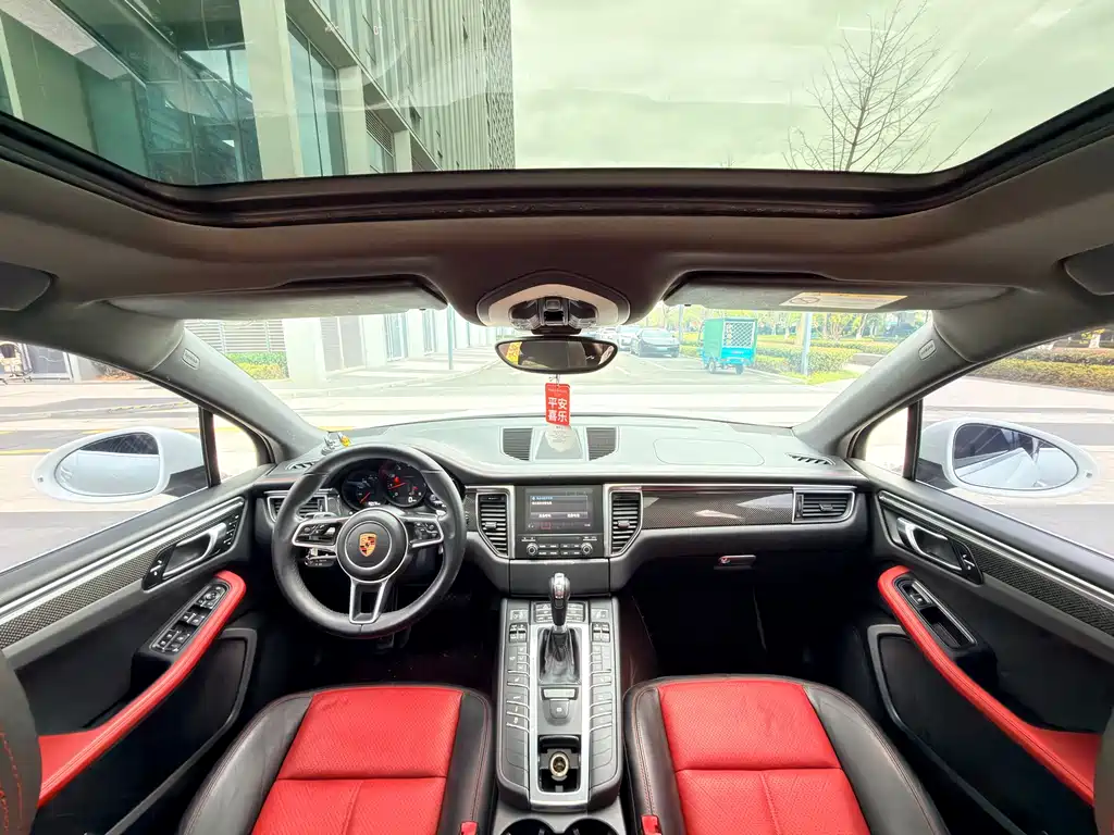Porsche Porsche Macan 2017 Macan 2.0T 2017 - thumbnail 6