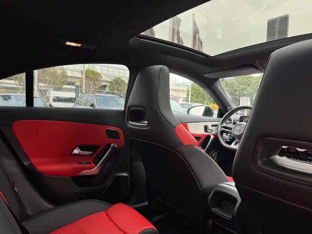 Mercedes-Benz Mercedes-Benz CLA AMG 2025 AMG CLA 35 4MATIC 2025 - thumbnail 13