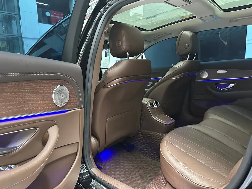 Mercedes-Benz Mercedes-Benz E-Class 2023 E 260 L 2023 - thumbnail 13