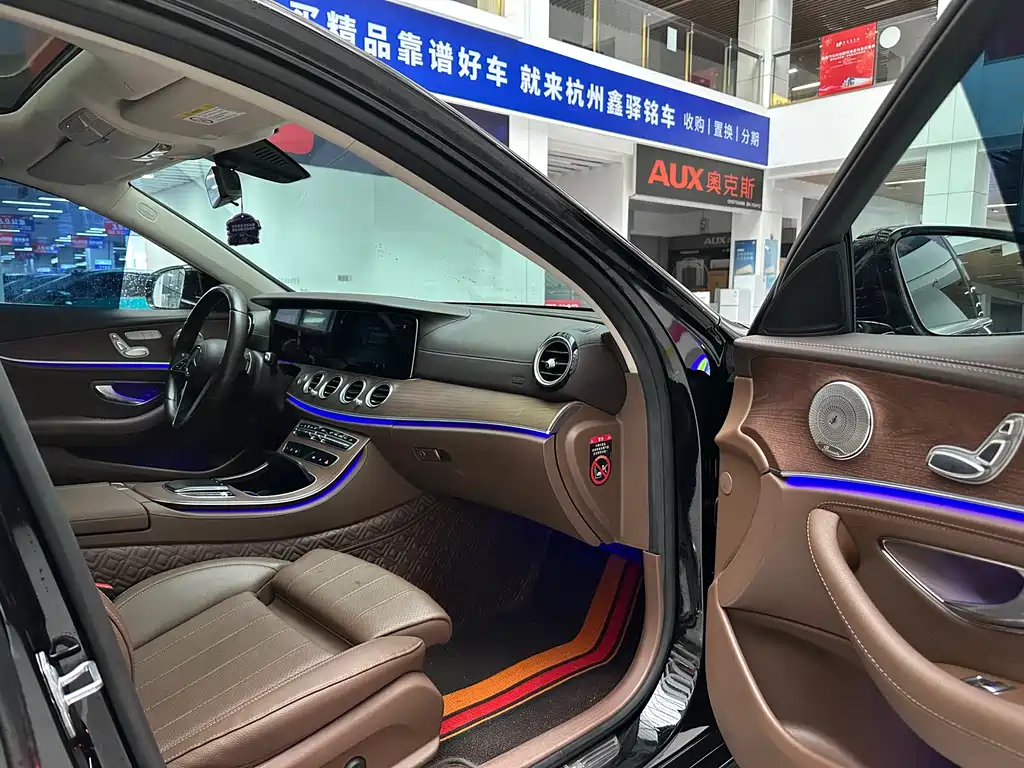 Mercedes-Benz Mercedes-Benz E-Class 2023 E 260 L 2023 - thumbnail 15