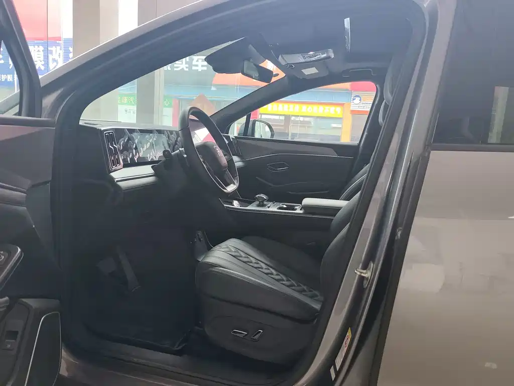 BYD Song L DM-i 2025 Intelligent Driving Edition 160km Ultra Model 2025 - thumbnail 8