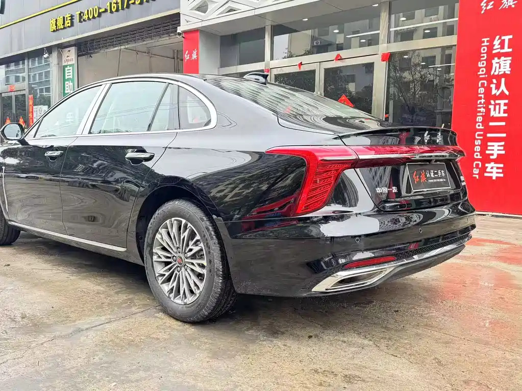 Hongqi Hongqi H5 2025 1.5T DCT Flag Rhythm Edition 2026 - thumbnail 4