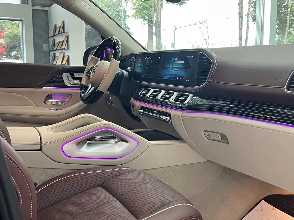 Mercedes-Benz Mercedes-Benz GLS 2023 GLS 450 4MATIC Luxury Edition 2023 - thumbnail 9