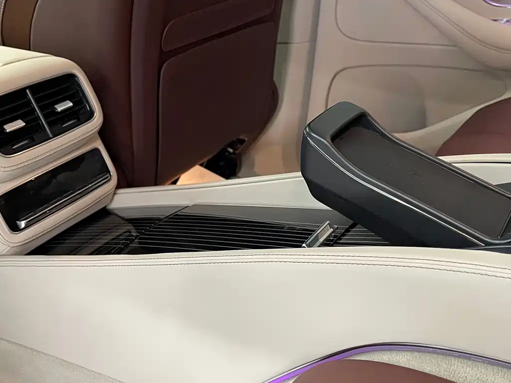 Mercedes-Benz Mercedes-Benz GLS 2023 GLS 450 4MATIC Luxury Edition 2023 - thumbnail 18
