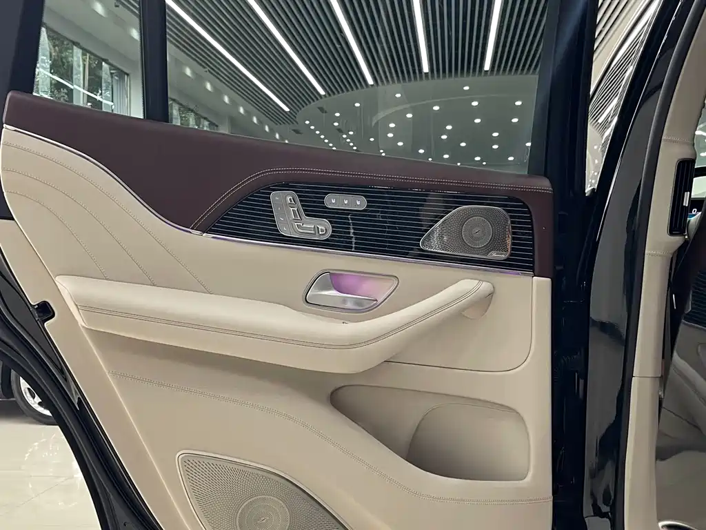 Mercedes-Benz Mercedes-Benz GLS 2023 GLS 450 4MATIC Luxury Edition 2023 - thumbnail 23