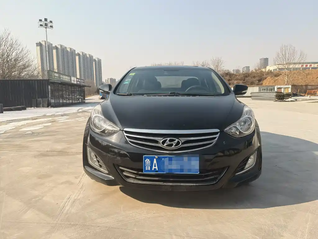 Hyundai Elantra 2012 1.6L Manual Leading Edition 2013 - thumbnail 2