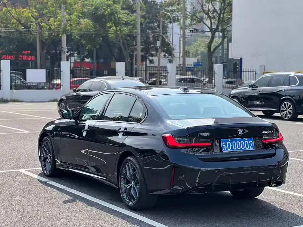 BMW BMW 3 Series 2025 330Li Premium M Sport Night Package 2025 - thumbnail 7