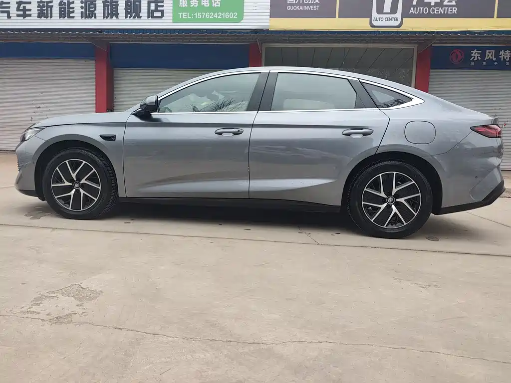 BYD BYD Qin L 2025 DM-i Intelligent Driving Version 120KM Extended Range Model 2025 - thumbnail 6