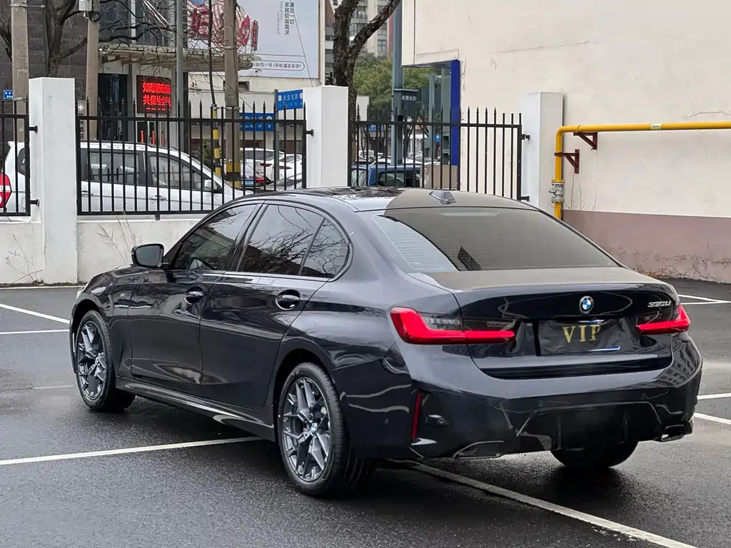 BMW BMW 3 Series 2025 Model 330Li M Sport Shadow Night Package 2026 - thumbnail 6