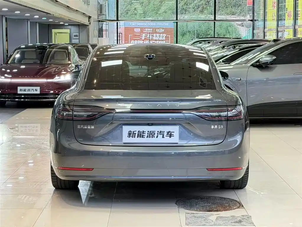 Hengjie Aito S9 2024 Pure Electric Ultra AWD Flagship Edition 2024 - thumbnail 3