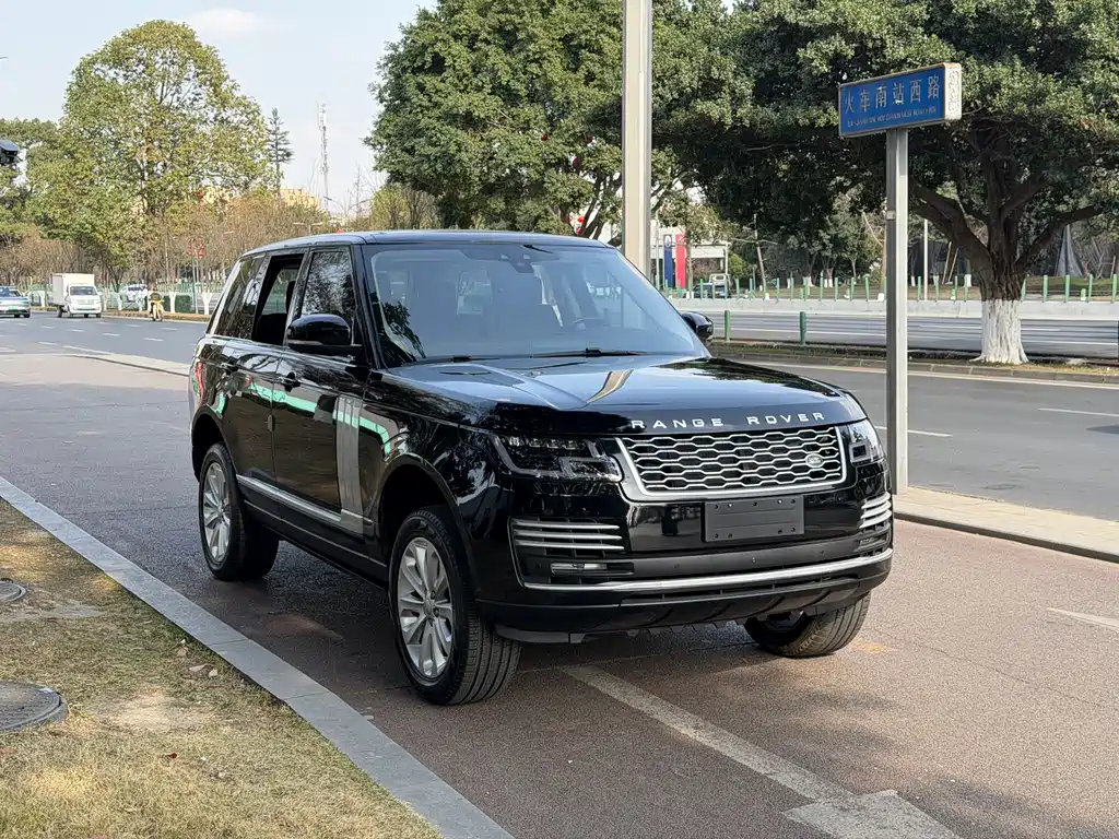 Land Rover Range Rover 2017 3.0T Diesel Middle East Version 2017 - thumbnail 3