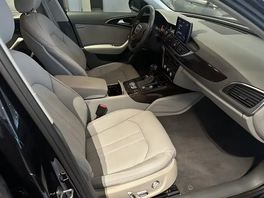 Audi Audi A6L 2015 TFSI Million Anniversary Intelligent Navigation Edition 2016 - thumbnail 11