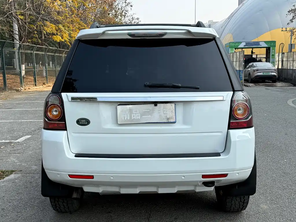 Land Rover Freelander 2 2013 2.2L SD4 S Diesel 2013 - thumbnail 12