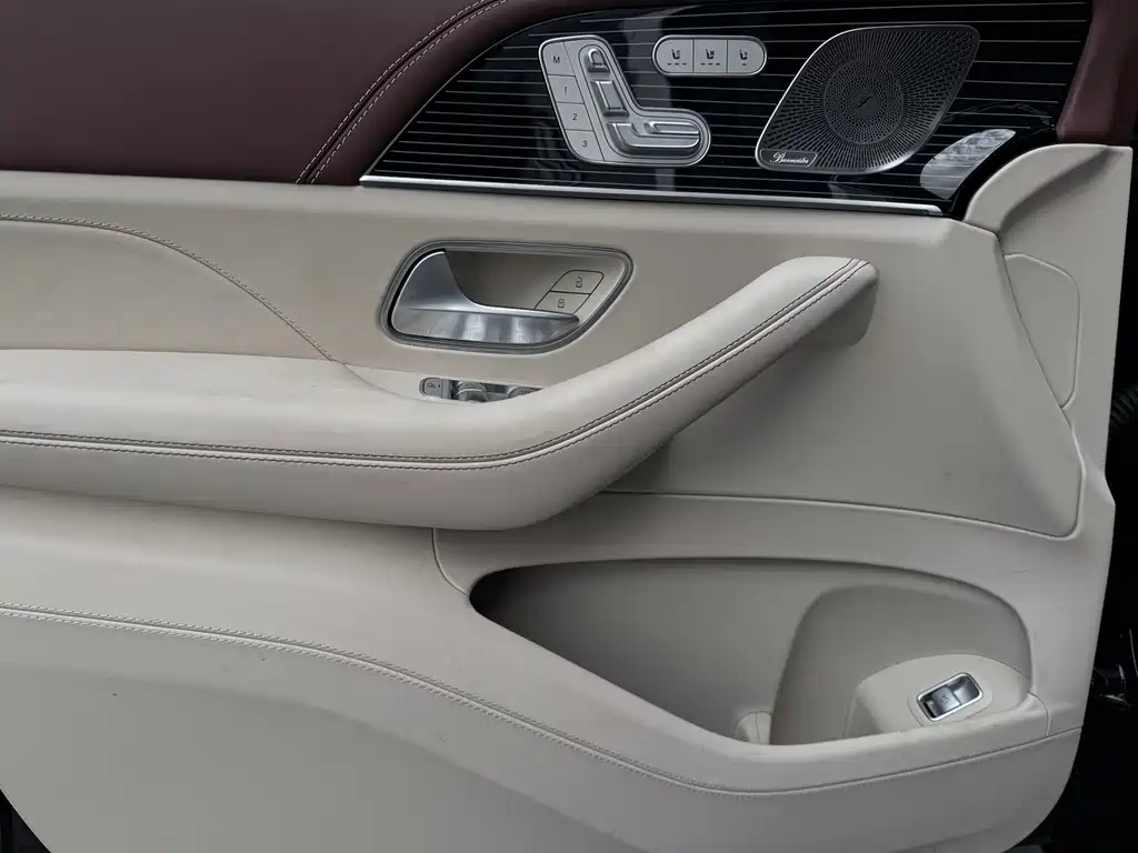 Mercedes-Benz Maybach GLS 2025 GLS 480 4MATIC 2025 - thumbnail 7