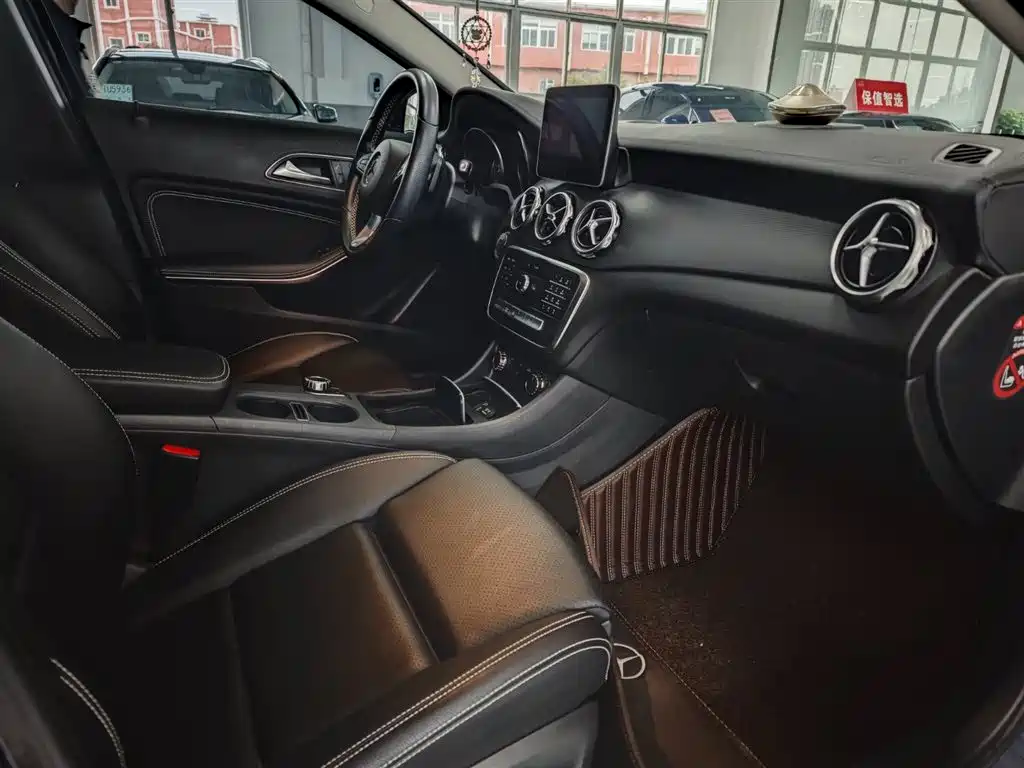 Mercedes-Benz Mercedes-Benz GLA 2017 GLA 200 Fashion Edition 2017 - thumbnail 10