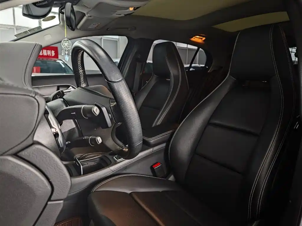 Mercedes-Benz Mercedes-Benz GLA 2017 GLA 200 Fashion Edition 2017 - thumbnail 20