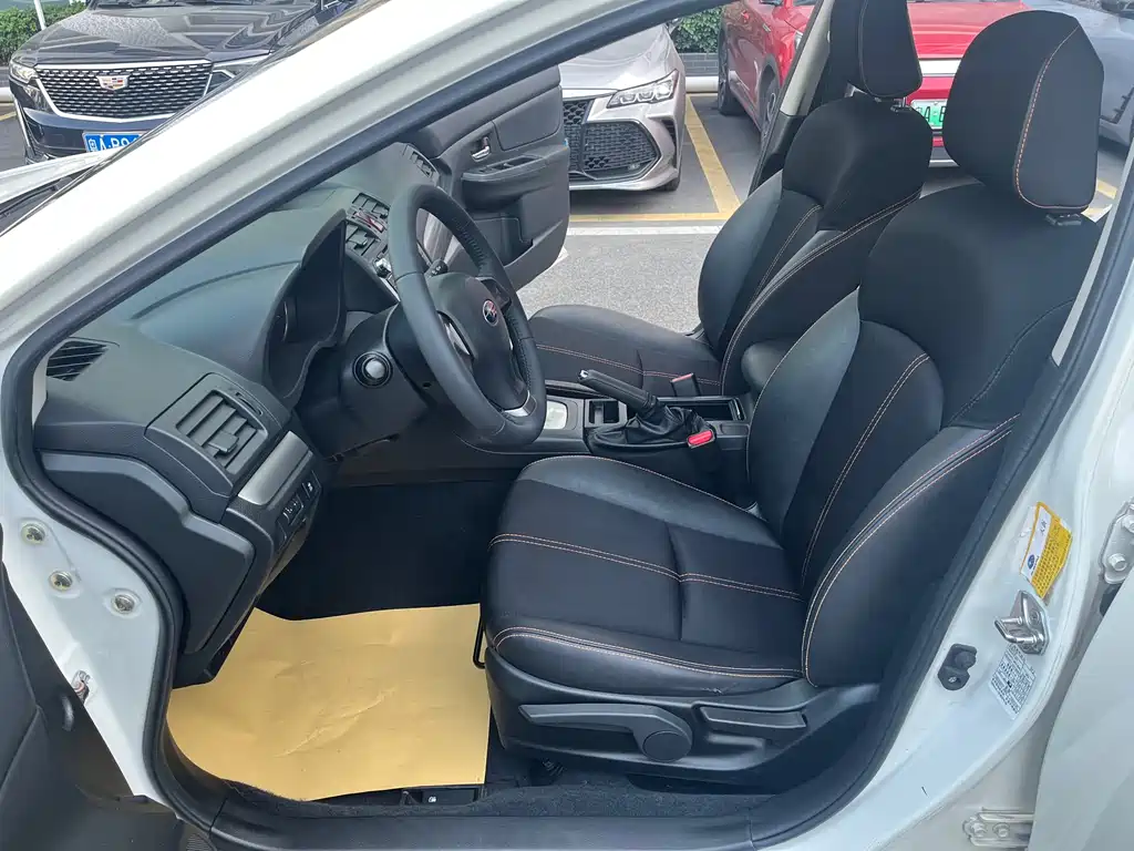 Subaru Subaru XV 2014 2.0i Comfort Edition 2014 - thumbnail 9