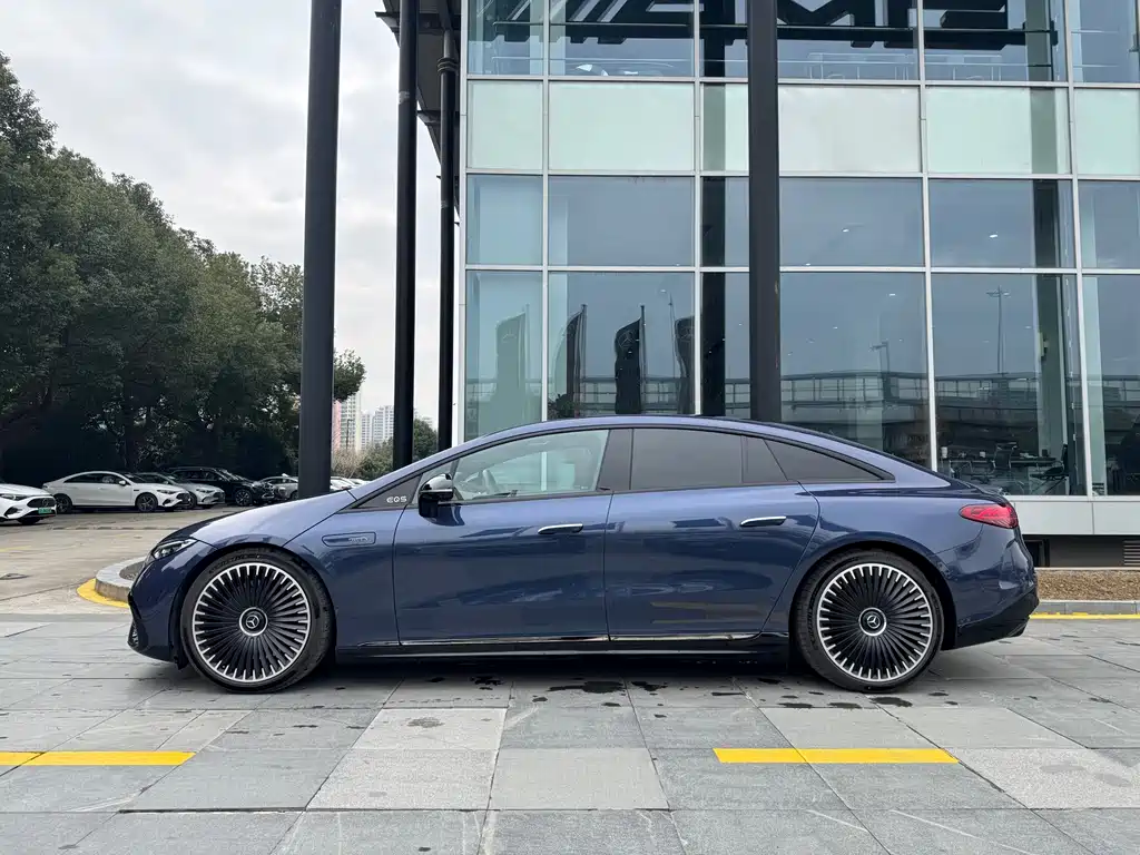 Mercedes-Benz Mercedes-Benz EQS AMG 2023 AMG EQS 53 4MATIC+ 2024 - thumbnail 6