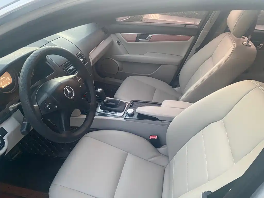 Mercedes-Benz Mercedes-Benz C-Class 2010 C 180K Classic 2010 - thumbnail 9