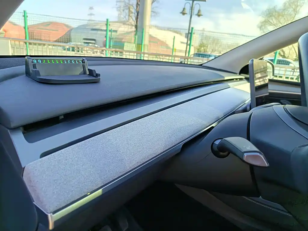 Tesla Model Y 2024 Rear-Wheel Drive 2024 - thumbnail 15