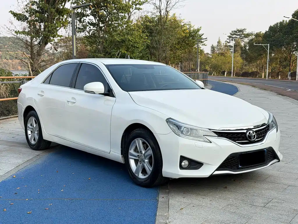 Toyota Toyota Reiz 2013 2.5V Elegant Edition 2016 - thumbnail 3