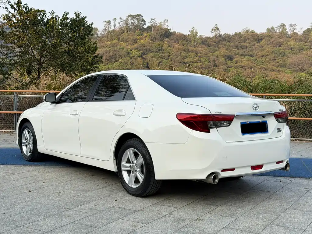 Toyota Toyota Reiz 2013 2.5V Elegant Edition 2016 - thumbnail 7