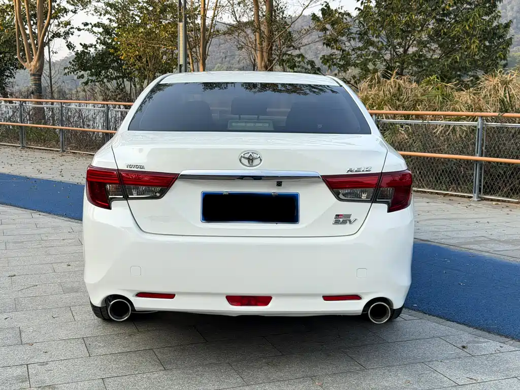Toyota Toyota Reiz 2013 2.5V Elegant Edition 2016 - thumbnail 8