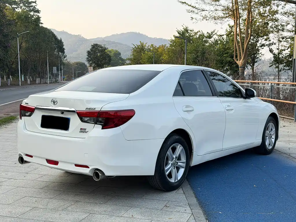 Toyota Toyota Reiz 2013 2.5V Elegant Edition 2016 - thumbnail 9