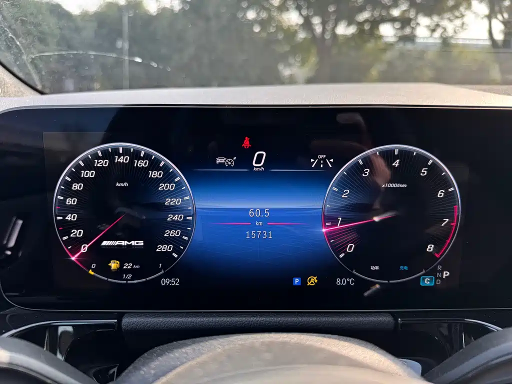 Mercedes-Benz Mercedes-Benz GLA AMG 2025 AMG GLA 35 4MATIC 2025 - thumbnail 5